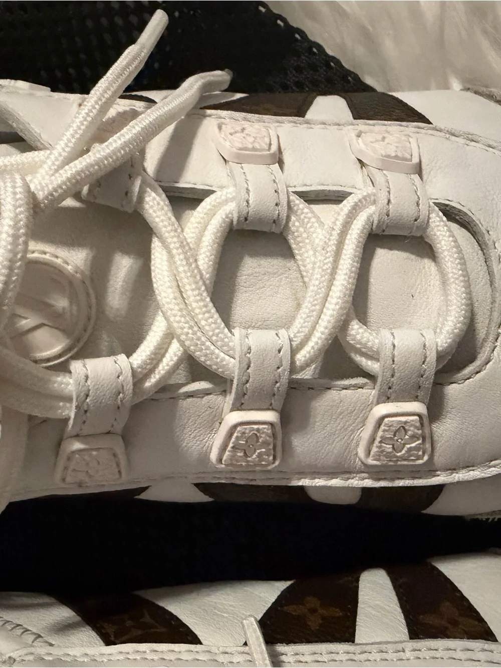 Monogram Calfskin Womens LV Sneakerina White size 37